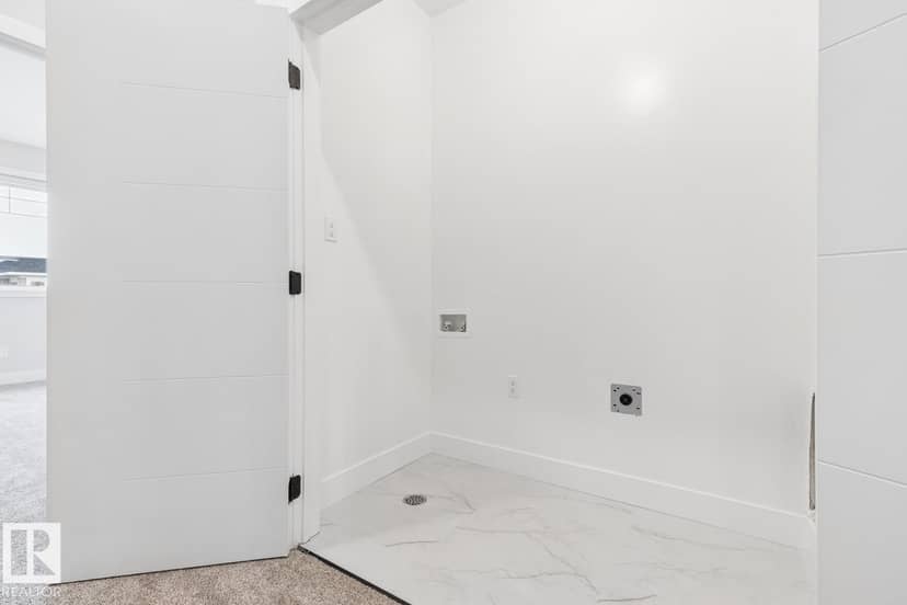 494 Robinson BV — photo 23 of 33