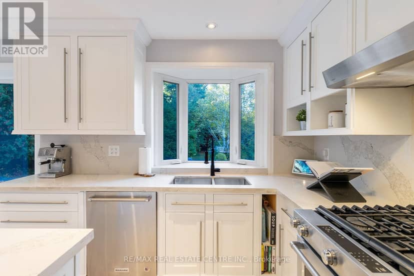 1 Cedar Drive — photo 15 of 40