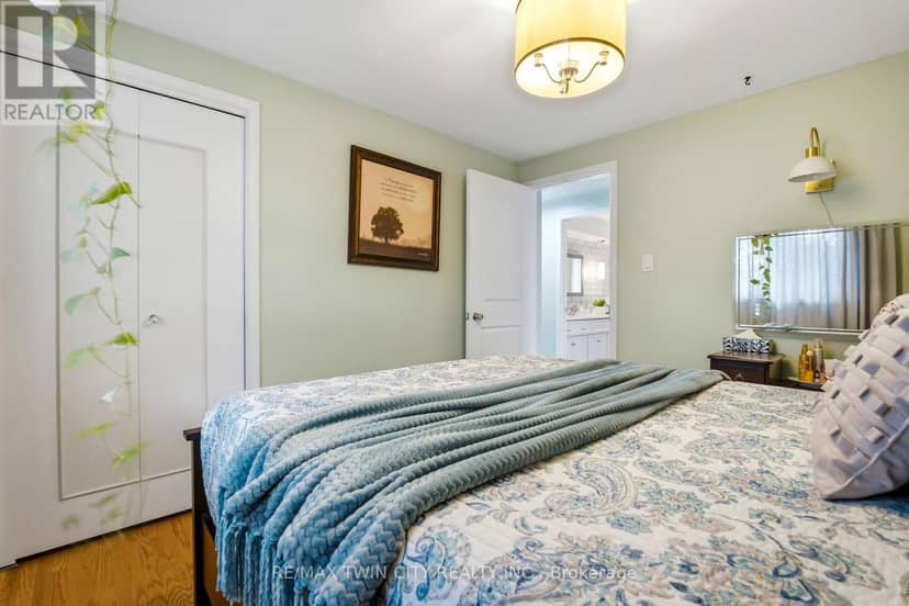 47 Eastwood Drive — photo 22 of 39