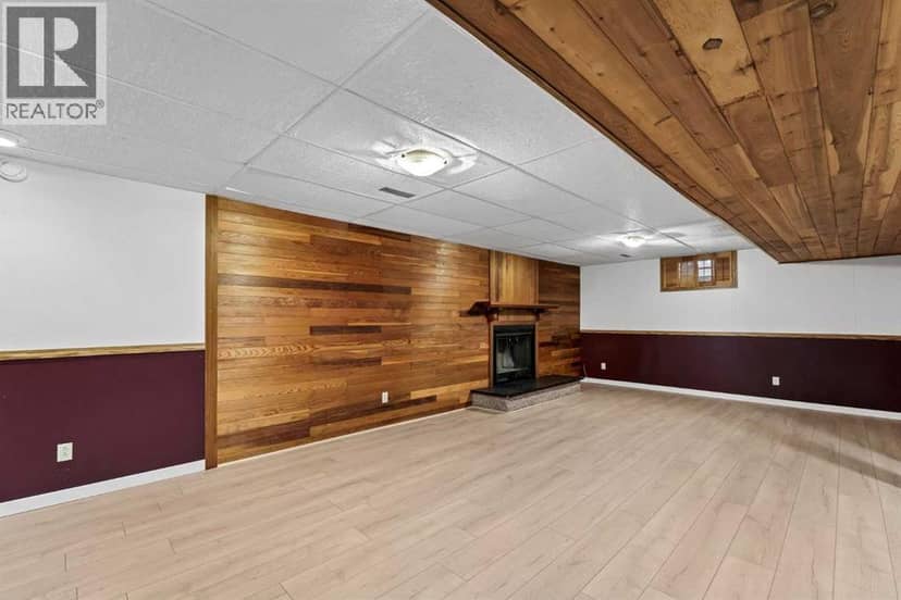 642 Lakewood Road E — photo 21 of 40