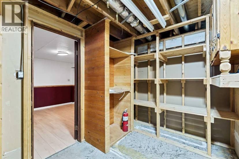 642 Lakewood Road E — photo 33 of 40