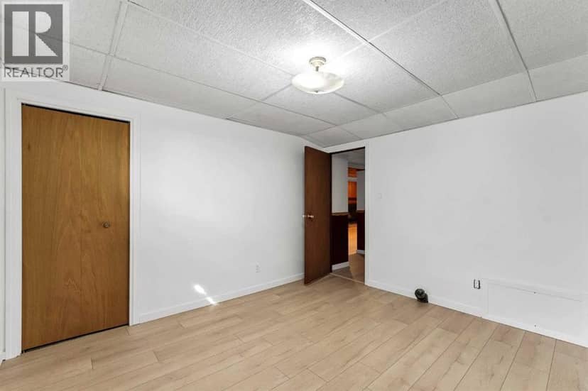 642 Lakewood Road E — photo 29 of 40