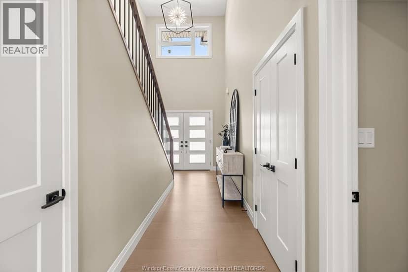 8036 Meo Boulevard, LaSalle, photo 2