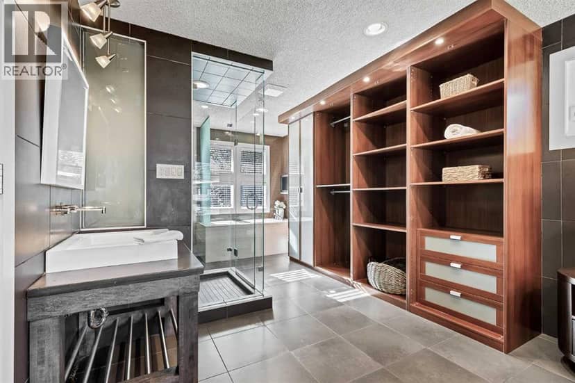 4731 Vanguard Place NW — photo 17 of 40