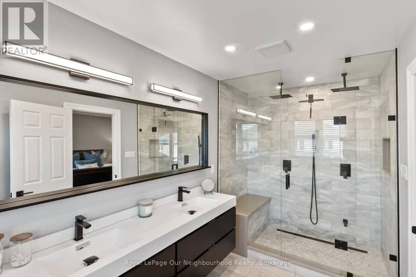 16 Bettina Place — photo 21 of 40
