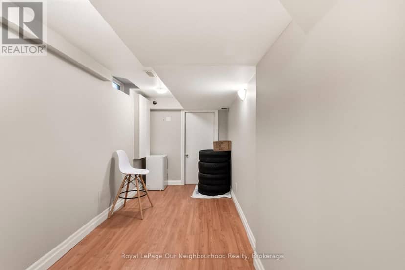 16 Bettina Place — photo 32 of 40