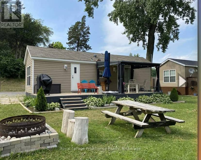 486 County Road 18 - 3 Bayside Lane, Prince Edward County, photo 3