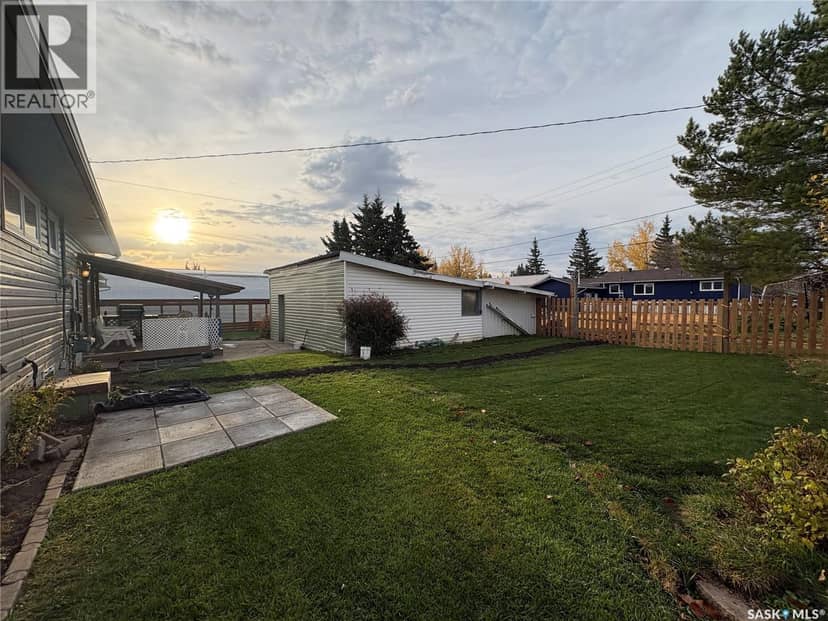 307 Carl AVENUE E, Langenburg, photo 3