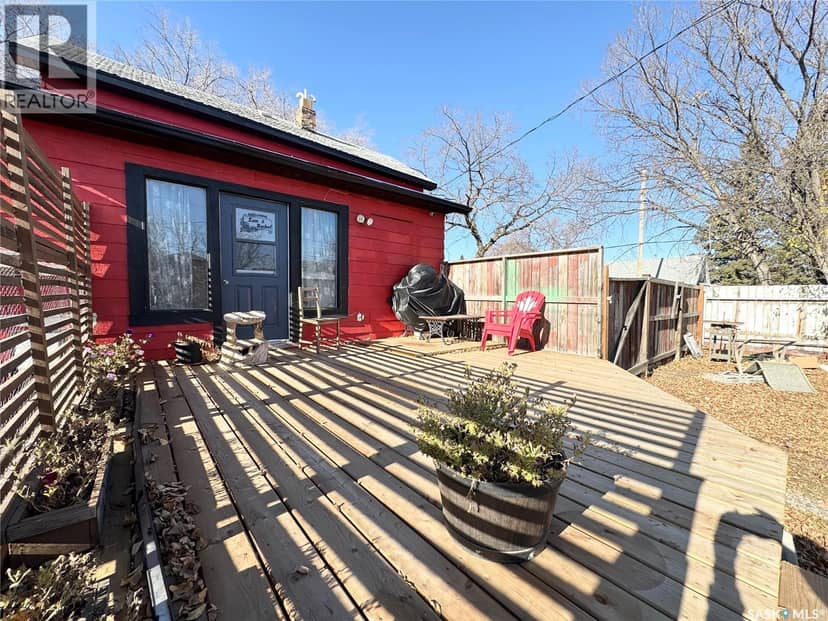 302 3rd STREET E — photo 24 of 24