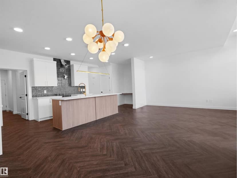 20727 40 AV NW — photo 18 of 40