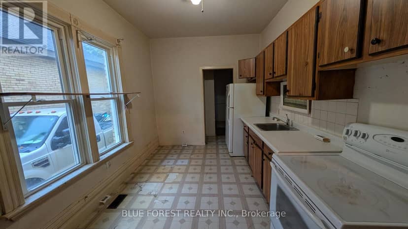878 Trafalgar Street, London East, photo 3