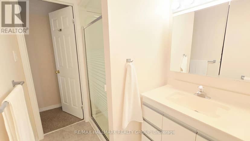 40 Huntsman Crescent — photo 35 of 40