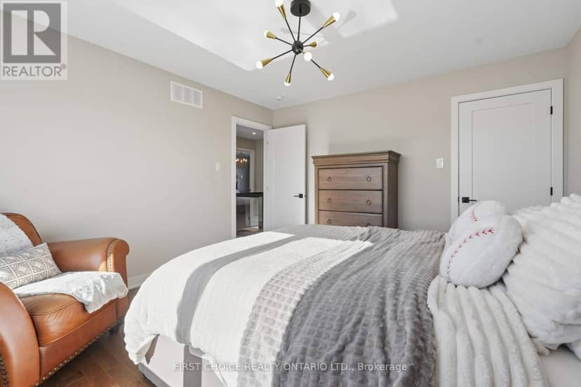 1340 Diamond Street — photo 33 of 40