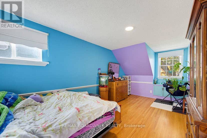 29 Southpark Drive — photo 27 of 40