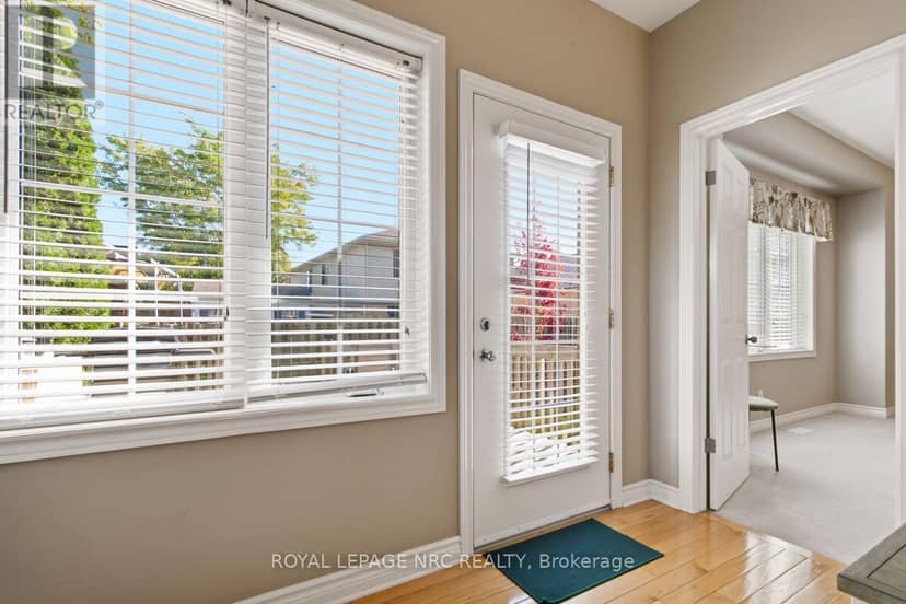 8142 Costabile Drive — photo 22 of 40