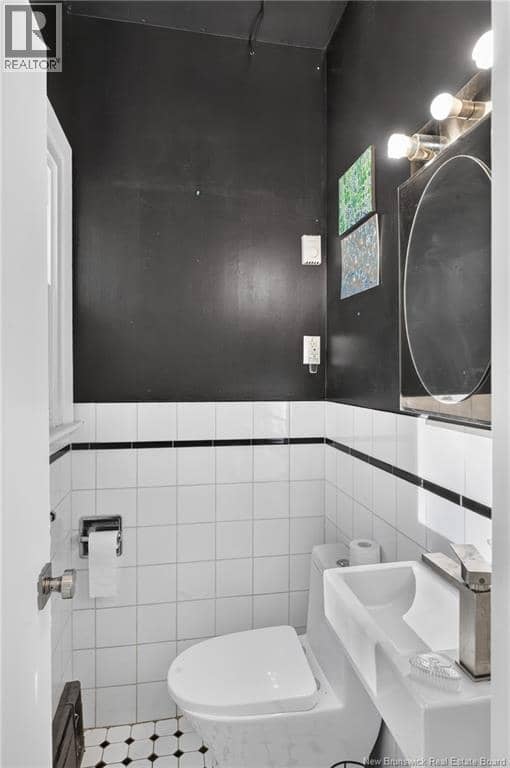 28 Dufferin Street — photo 14 of 37