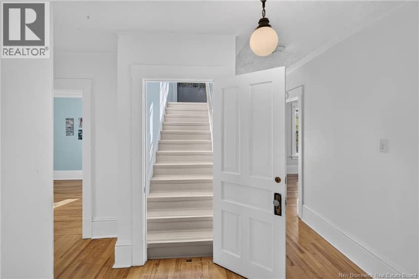28 Dufferin Street — photo 24 of 37