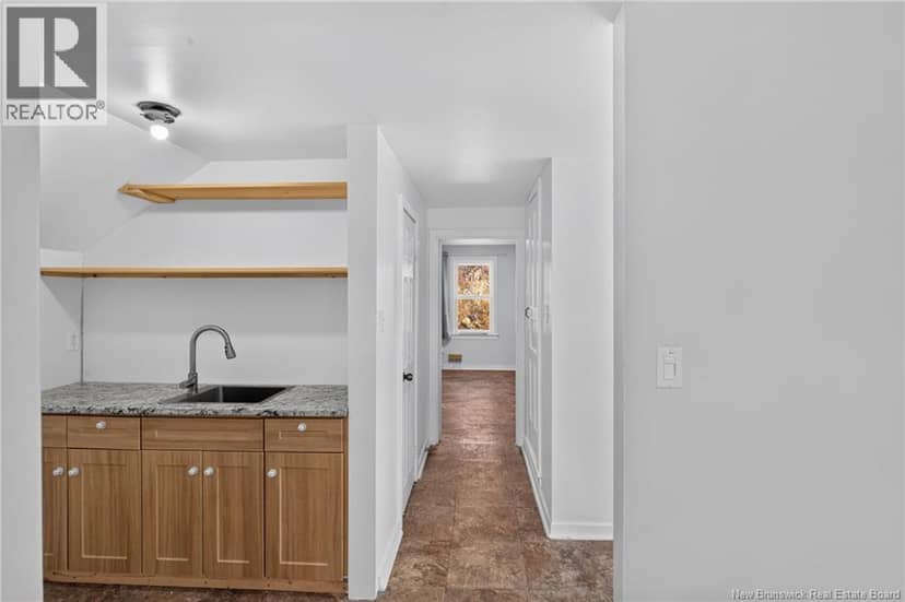 28 Dufferin Street — photo 28 of 37