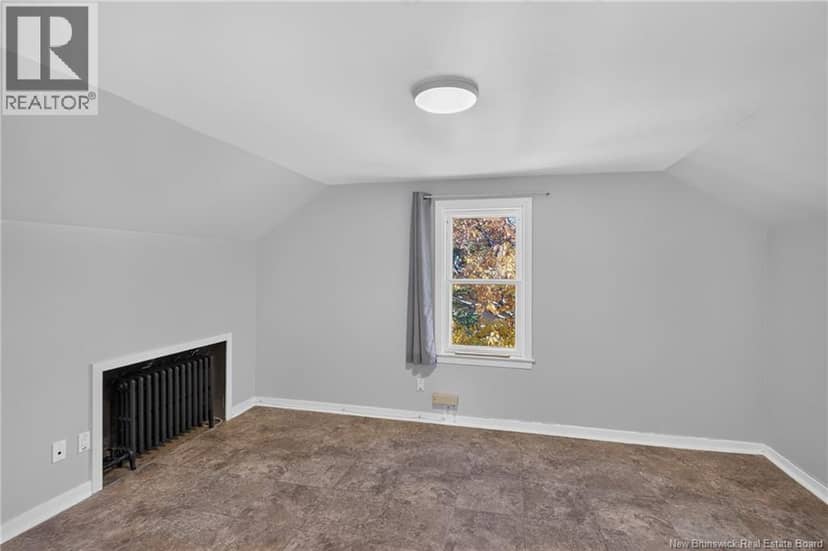 28 Dufferin Street — photo 30 of 37