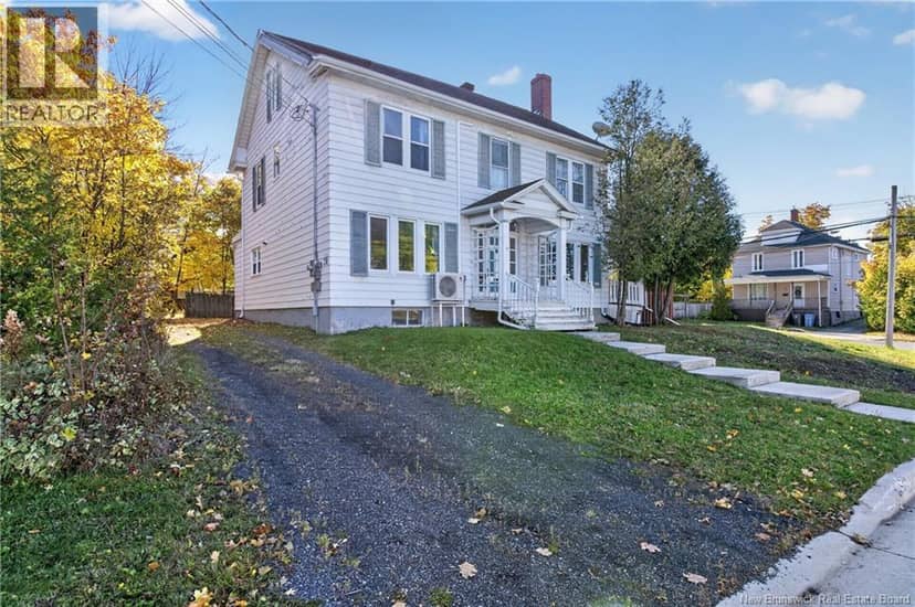 28 Dufferin Street — photo 33 of 37