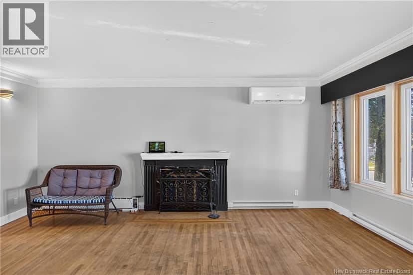 28 Dufferin Street, Campbellton, photo 4