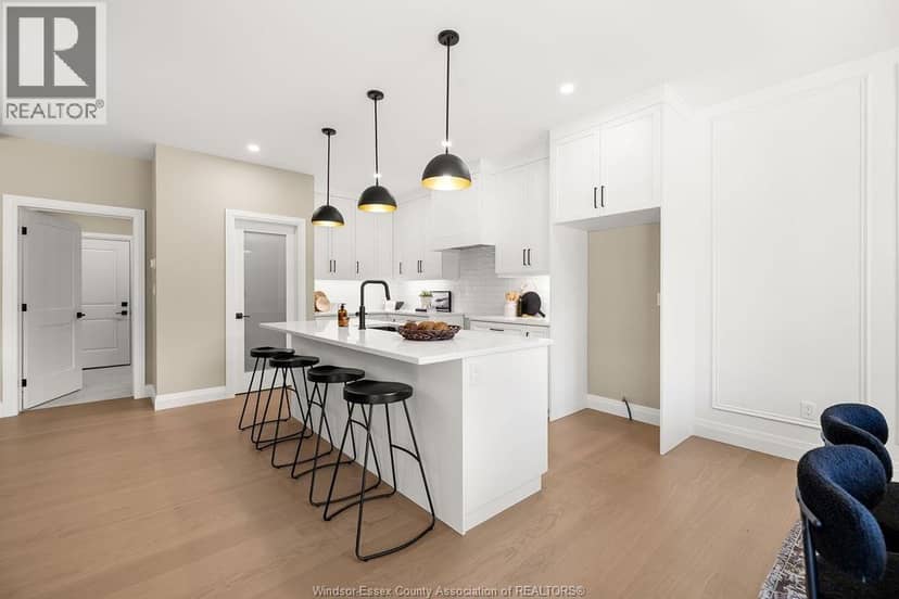 8032 Meo Boulevard — photo 11 of 35