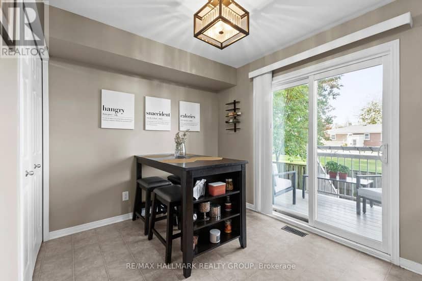 358 Galston Private — photo 17 of 37