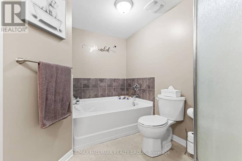358 Galston Private — photo 26 of 37