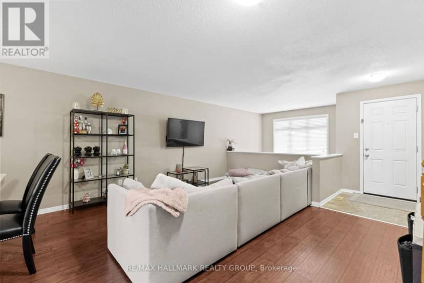 358 Galston Private, Ottawa, photo 5