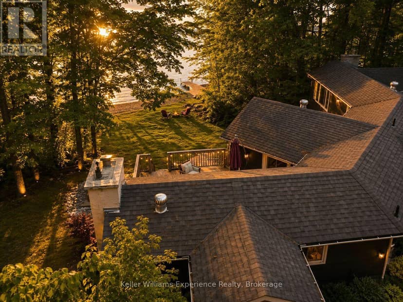 21 Lakeview Crescent, Tiny, photo 2