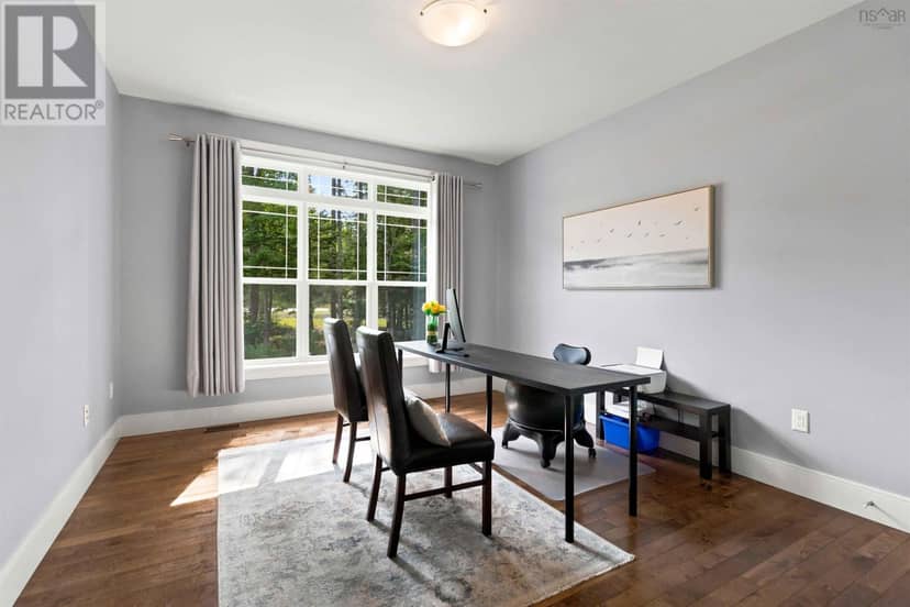 67 Glencairn Avenue — photo 21 of 40