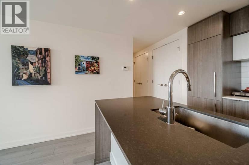 1405, 128 2 Street SW — photo 9 of 40