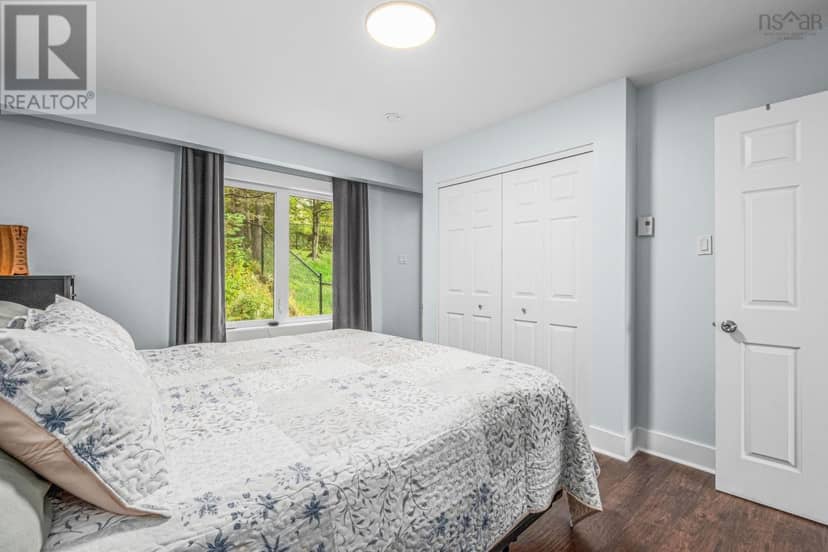 96 Regal Road — photo 13 of 38