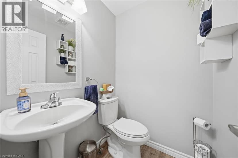 79 BEAVERBROOK Crescent — photo 25 of 40