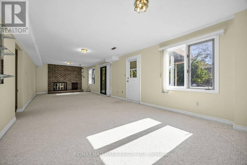 25 Cygnus Drive — photo 37 of 40