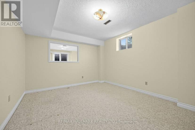 25 Cygnus Drive — photo 39 of 40