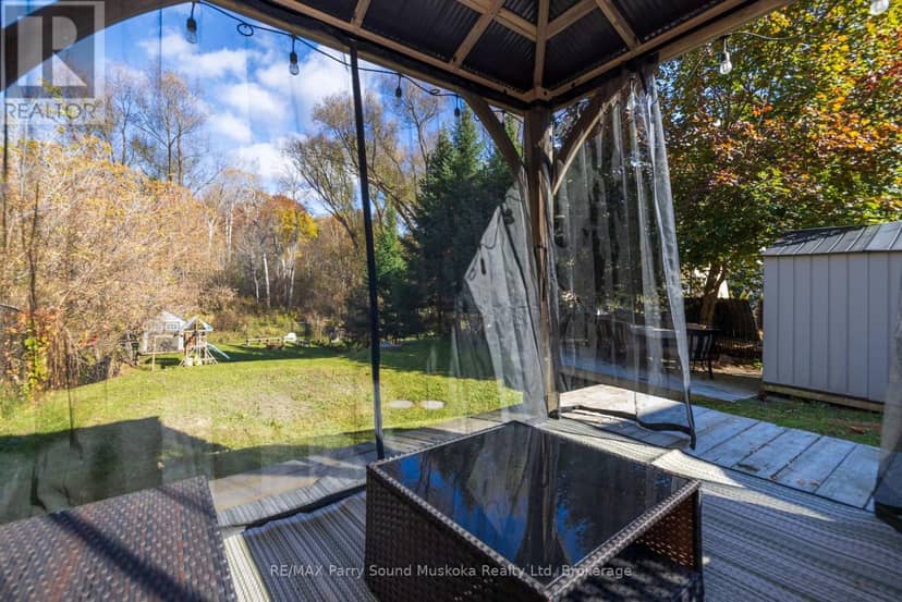 50 Bowes Street — photo 30 of 38