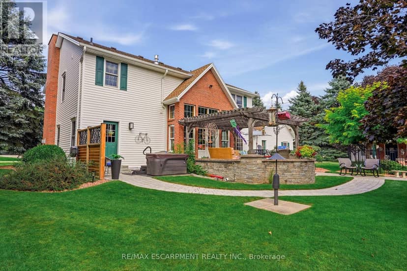 12 Weneil Drive — photo 37 of 40
