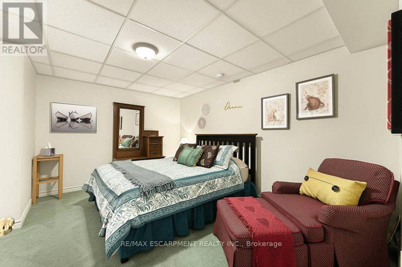 12 Weneil Drive — photo 34 of 40