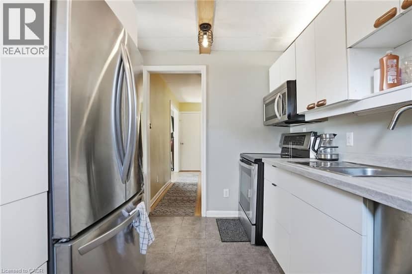 19 VICTORIA Street — photo 10 of 40