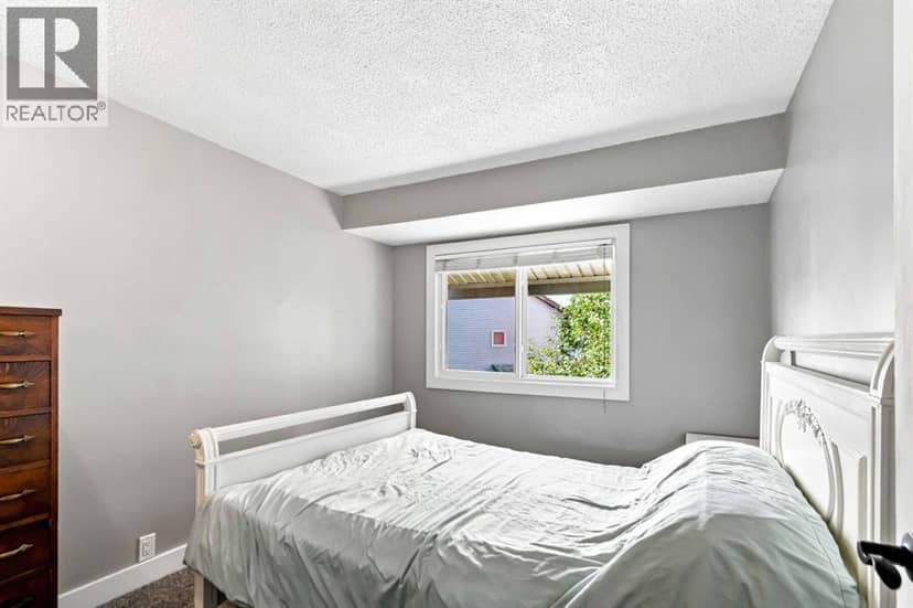 235 Athabasca Avenue — photo 16 of 30