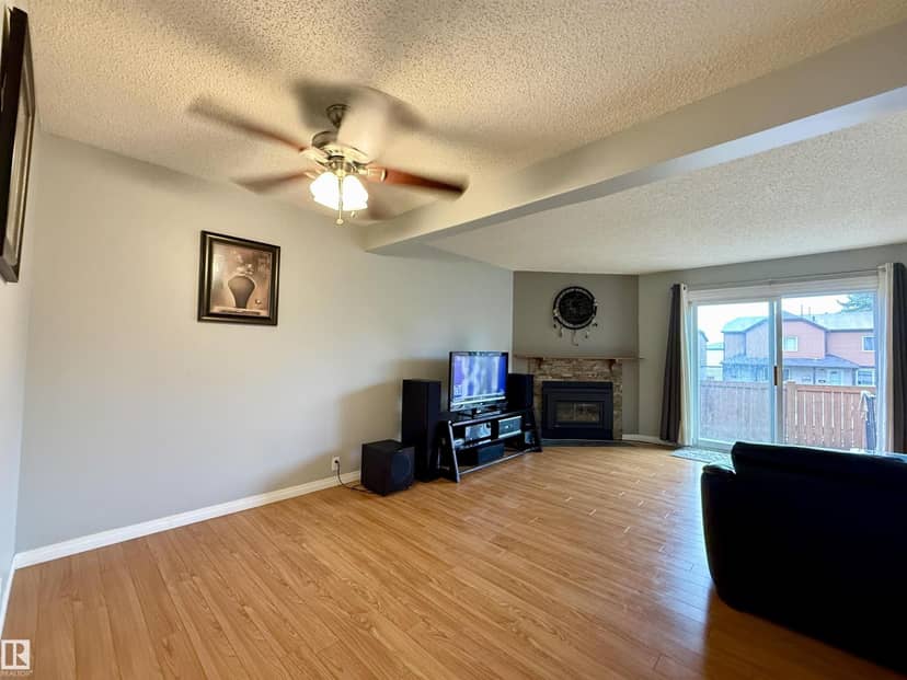5107 146 AV NW — photo 17 of 40