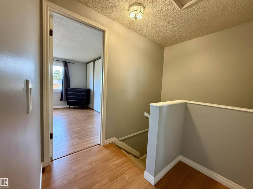 5107 146 AV NW — photo 27 of 40