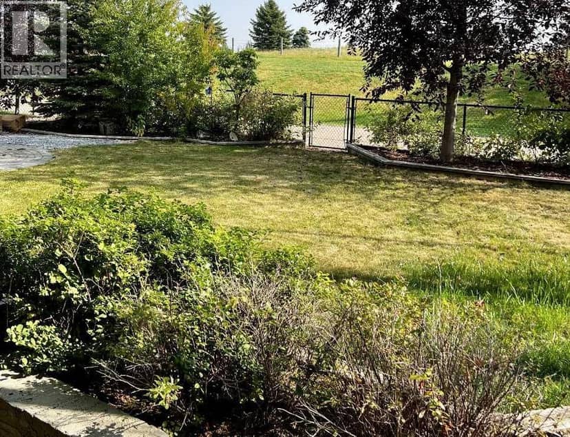 1233 Hillcrest Manor Estates — photo 38 of 40