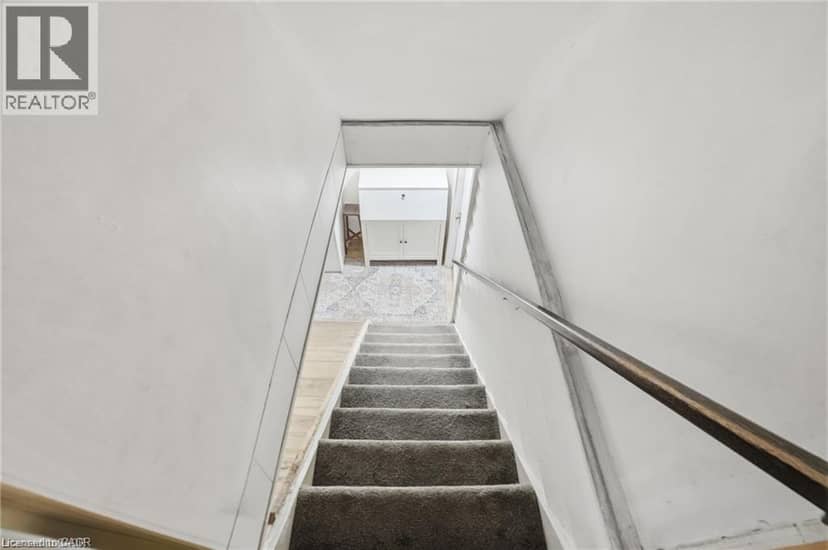 19 VICTORIA Street — photo 29 of 40