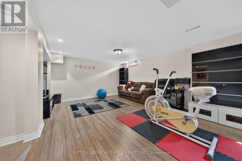 850 Leslie Drive — photo 18 of 21