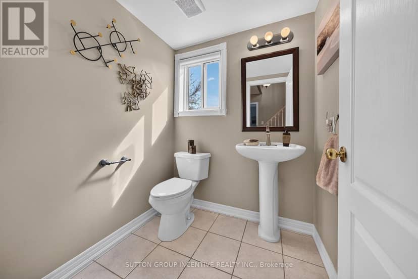 850 Leslie Drive — photo 9 of 21