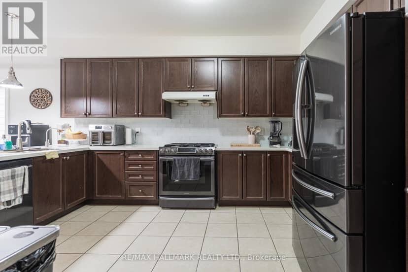 278 Sharon Creek Drive — photo 13 of 40