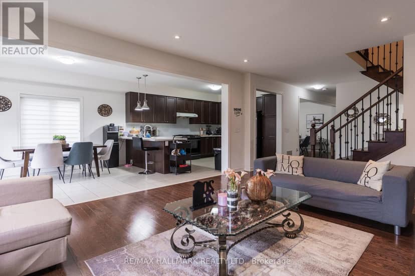 278 Sharon Creek Drive — photo 16 of 40