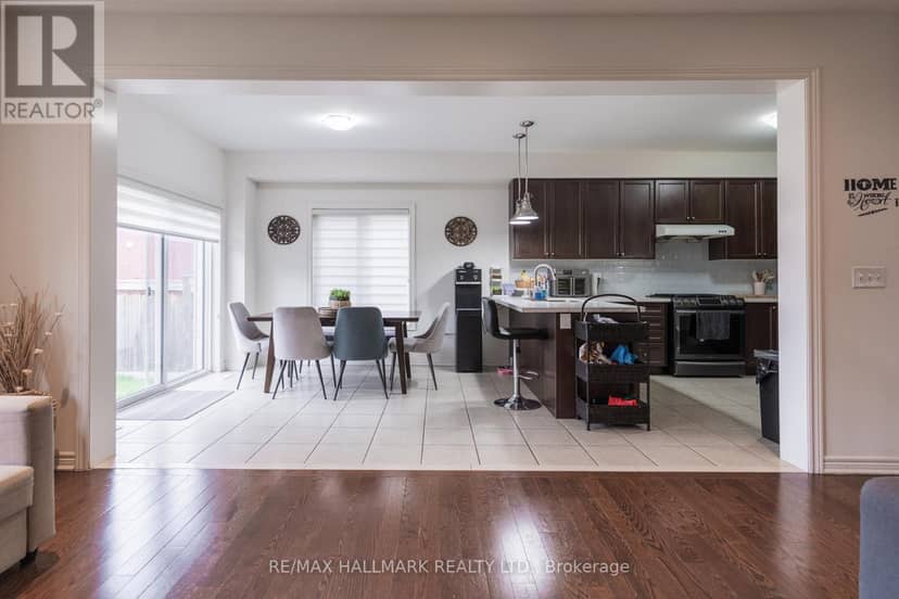 278 Sharon Creek Drive — photo 17 of 40